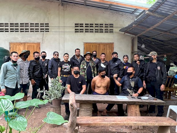 บุกจับมือปืนระดับพระกาฬ