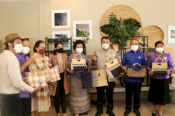 ปลัดมหาดไทยยก-“thorr’s”-แบรนด์ต้นแบบ-ต่อยอดพัฒนาผลิตภัณฑ์แก้จนชุมชน