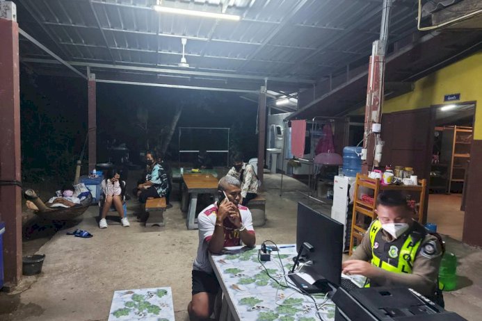 ตำรวจทางหลวงมุกดาหารจับแรงงานต่างด้าวหลบหนี -6-ราย