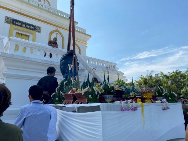 ความเชื่อบารมี-'หลวงปู่แสง'-ช่วงทำพิธีพระปรางนาคปรกเกิดพระอาทิตย์ทรงกลด-9-นาที