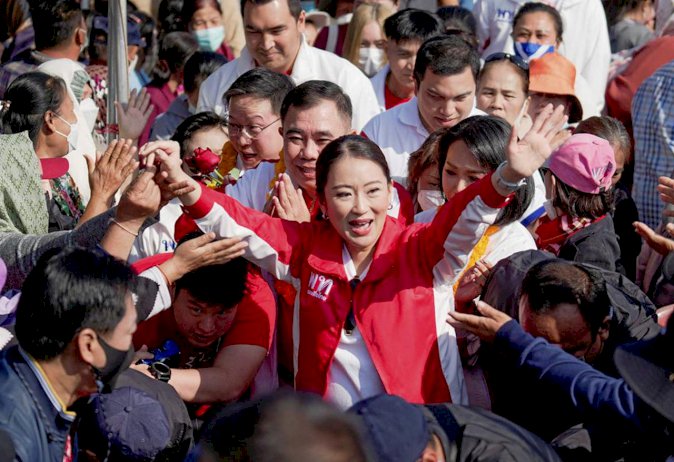 ประเดิมเปิดสนาม-“รทสช.”-“บิ๊กตู่”-อ้อน-รักคนใต้-จังฮู้!-คนชุมพรต้อนรับอบอุ่น