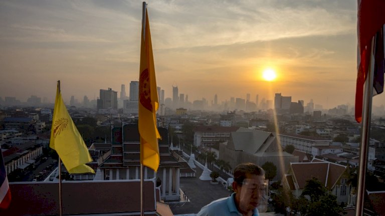 สภาพอากาศวันนี้-ไทยตอนบนร้อนต่อเนื่อง-มีฝนตกบางแห่ง-ฝุ่นสะสมเยอะ