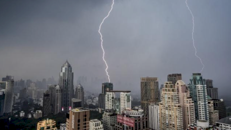 สภาพอากาศวันนี้-เตือนพายุฤดูร้อน-25-จว.ตอนบนเสี่ยง-ระวังพายุฝนฟ้าคะนอง