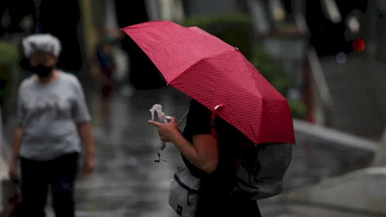 เตือน-8-11-เมย.-ระวัง-“พายุฤดูร้อน”-เช็กจังหวัดที่คาดว่าได้รับผลกระทบ