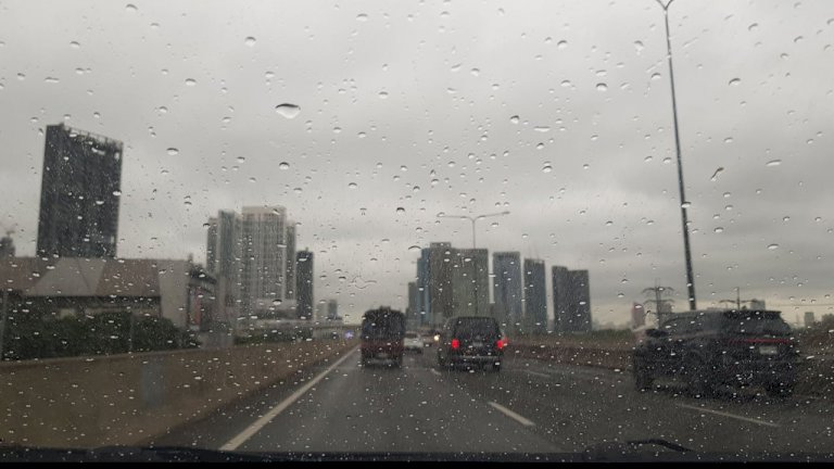 กรมอุตุนิยมวิทยา-เตือน-58-จังหวัดรับมือ-“พายุฤดูร้อน”-ฝนถล่ม-ลมกระโชกแรง