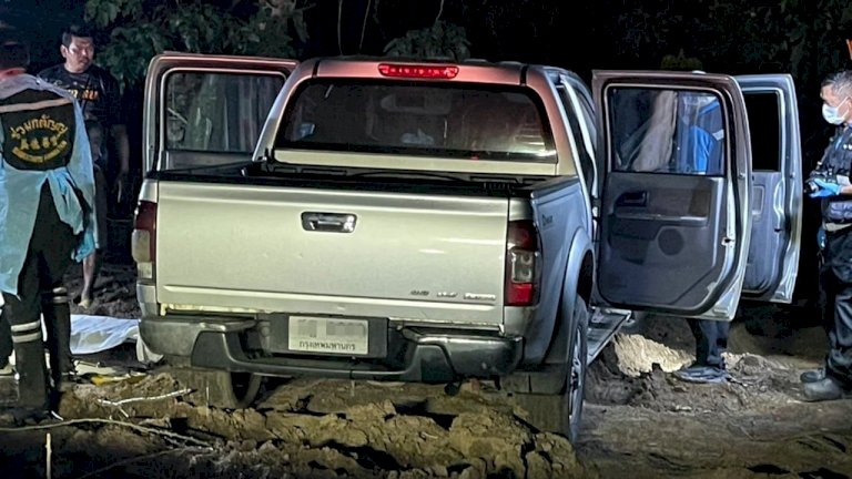 ฆ่าโหด-ดต.-ยิงพรุน-15-รู-ดับพร้อมเมียท้องแก่-ศพซุกรถทิ้งป่ายูคา