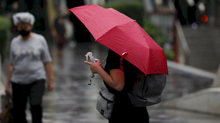 กรมอุตุนิยมวิทยา-ประกาศฉบับ-5-เตือนหลายจังหวัดฝนถล่ม-ทะเลคลื่นลมแรง